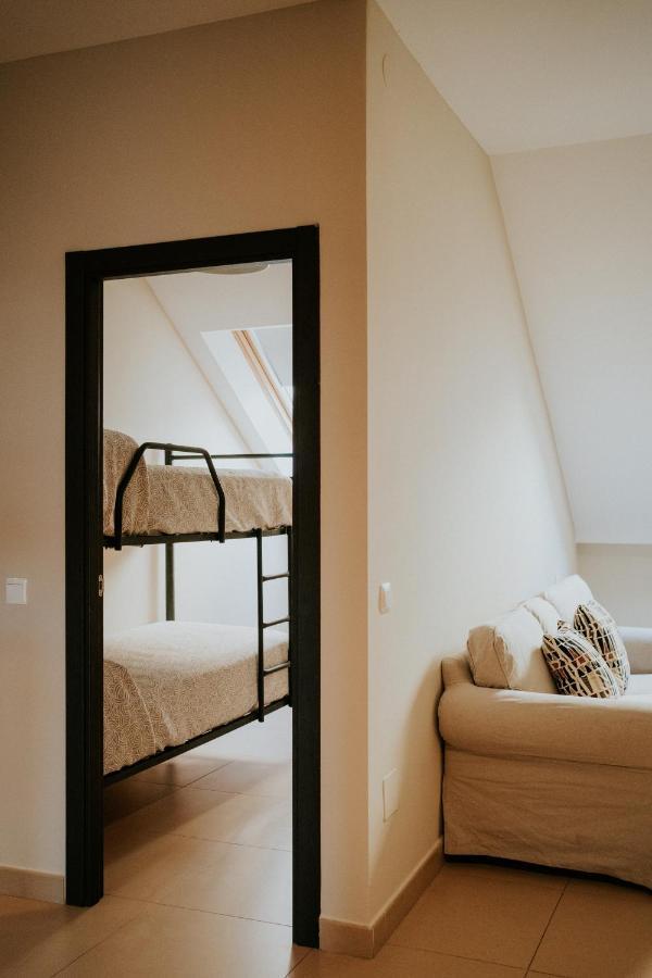 Apartamentos Poniente - Mares Торре-дель-Мар Экстерьер фото