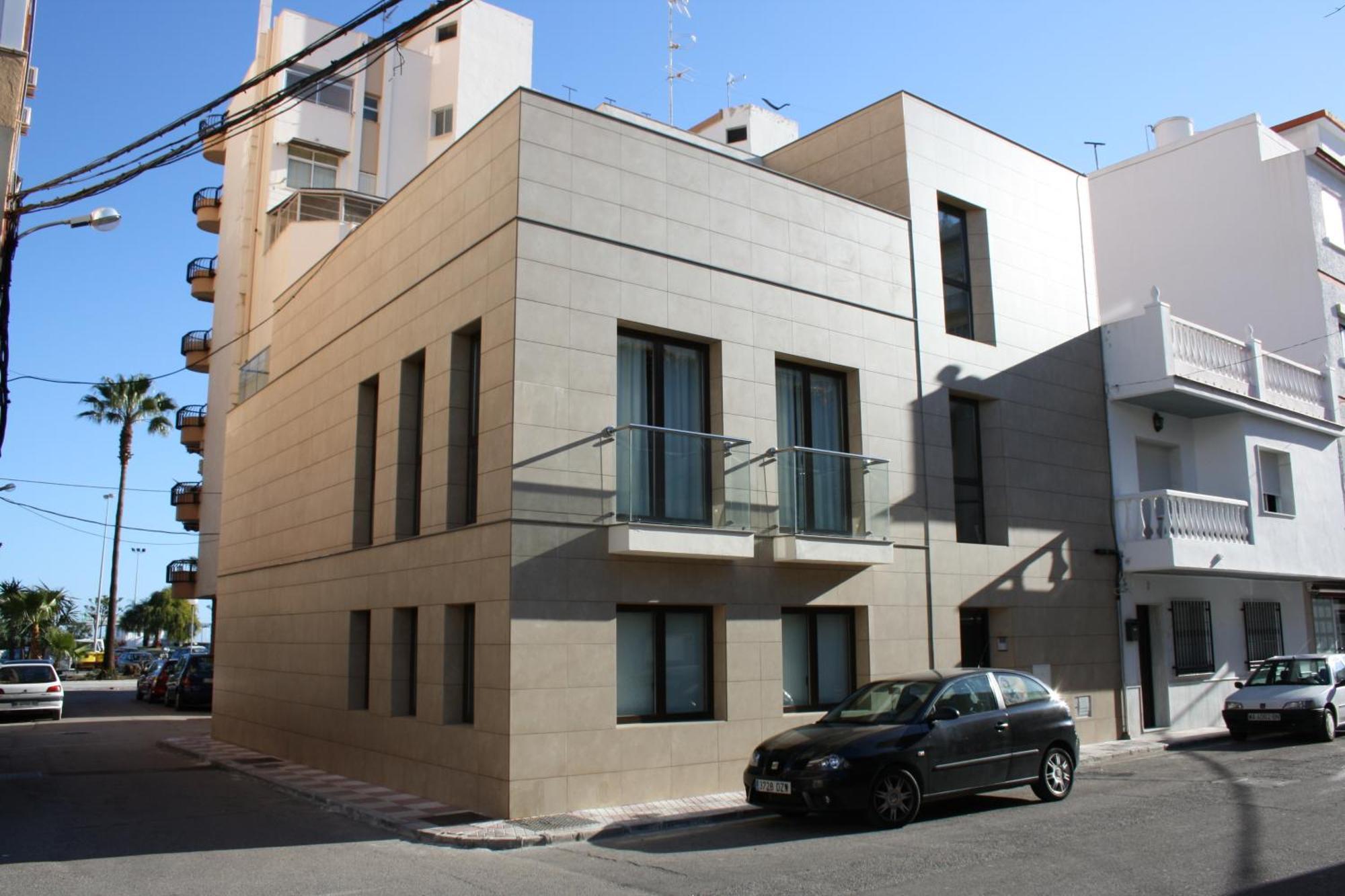 Apartamentos Poniente - Mares Торре-дель-Мар Экстерьер фото